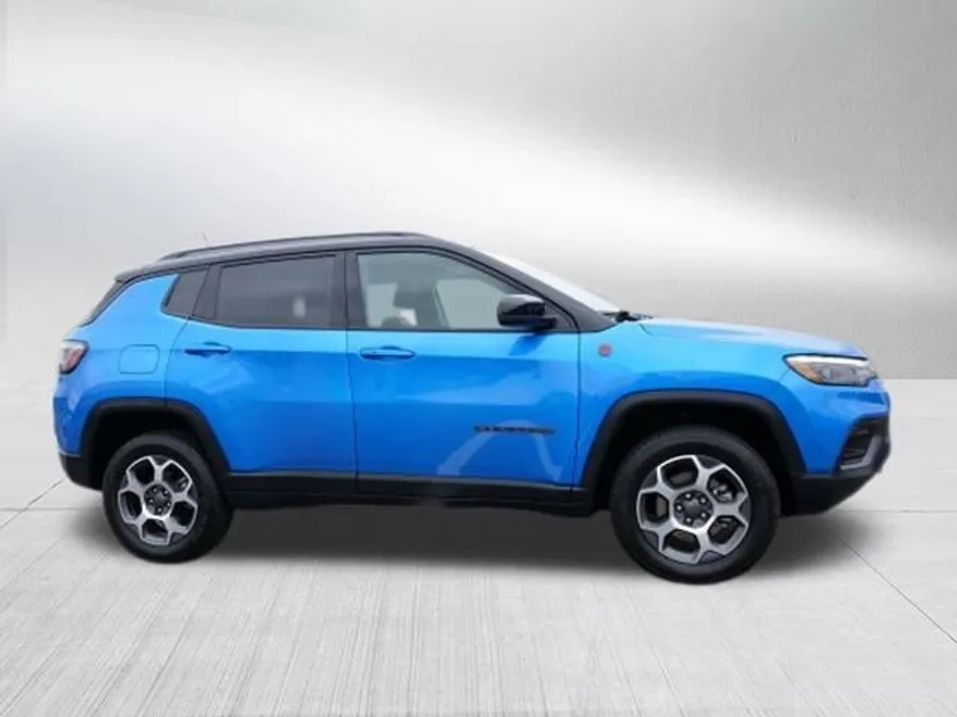 2022 Jeep Compass Trailhawk photo 1