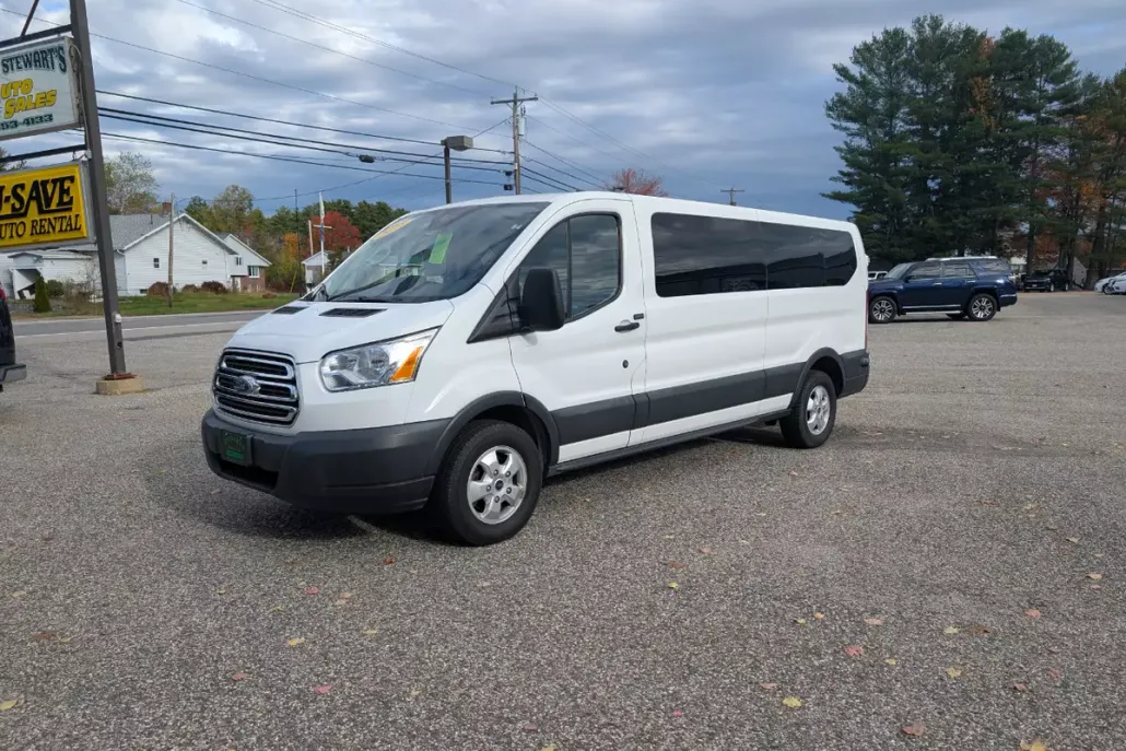 2018 Ford Transit Passenger XLT photo 1