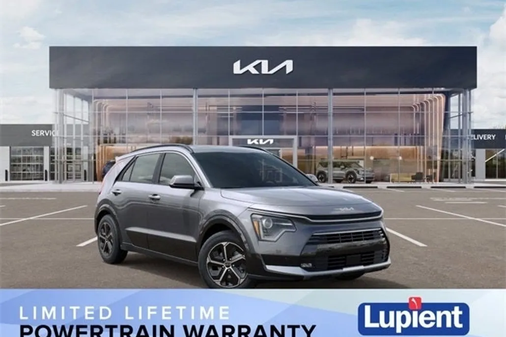 2025 Kia Niro SX photo 1