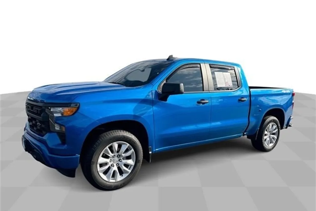 2022 Chevrolet Silverado 1500 Custom photo 1