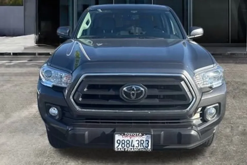 2023 Toyota Tacoma SR5 photo 1