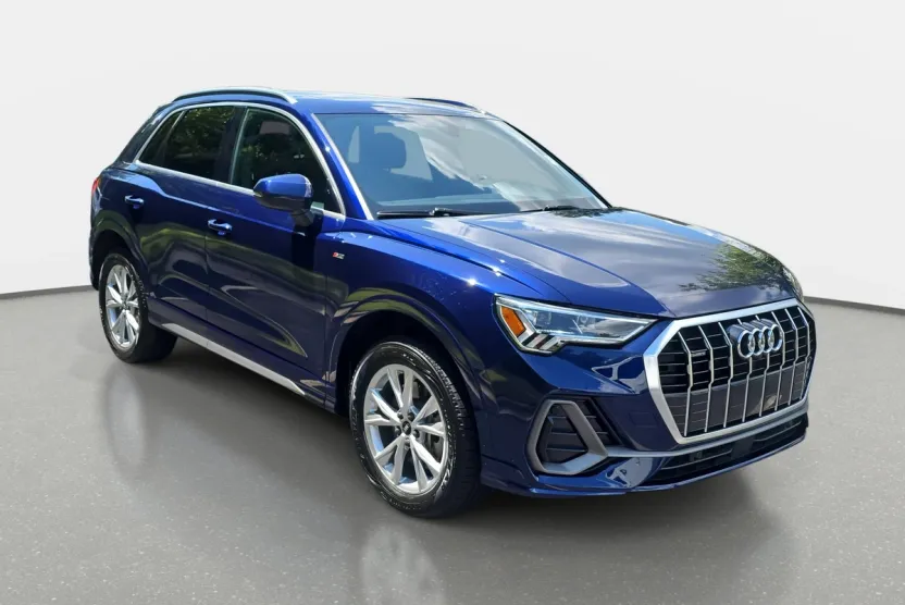 2023 Audi Q3 S line Premium Plus 45 TFSI photo 1