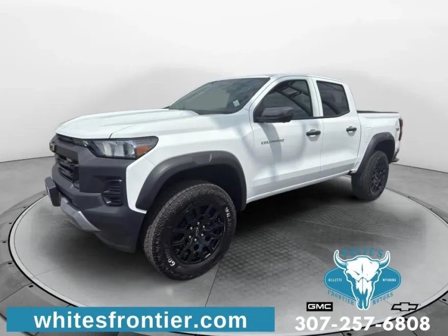2025 Chevrolet Colorado Trail Boss photo 1