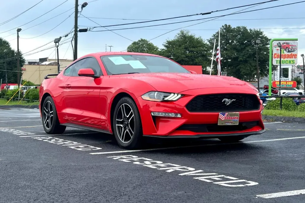 2021 Ford Mustang EcoBoost photo 1