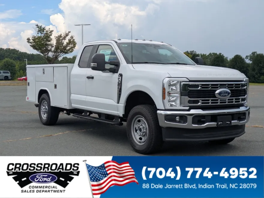 2025 Ford F-350 XL photo 1