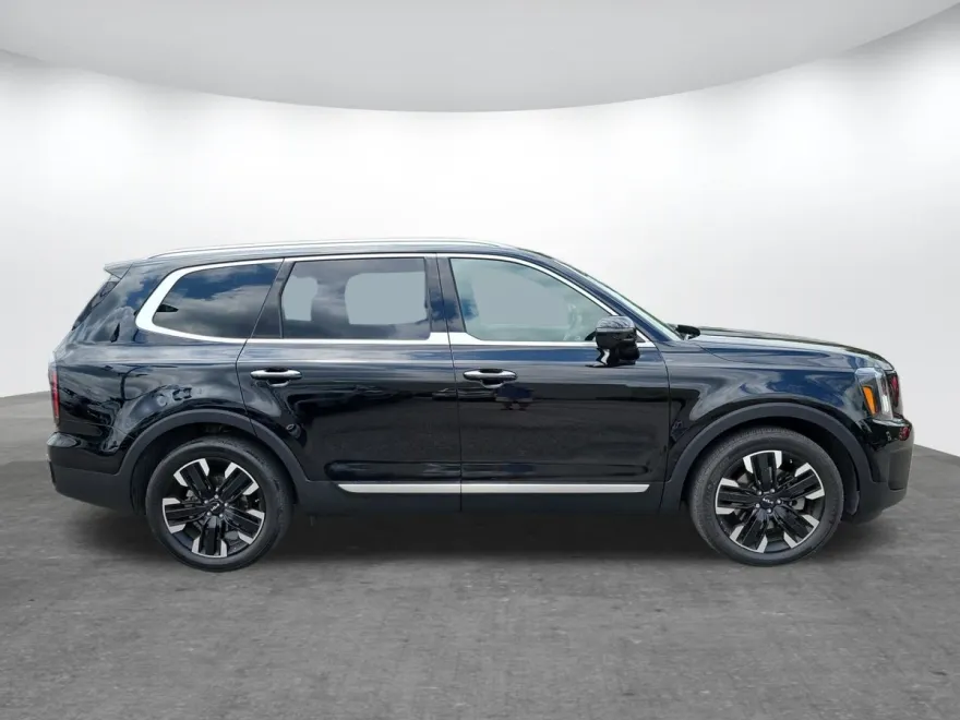 2023 Kia Telluride SX Prestige photo 1