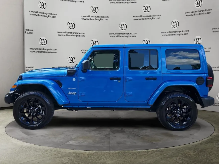 2024 Jeep Wrangler Sahara 4xe photo 1