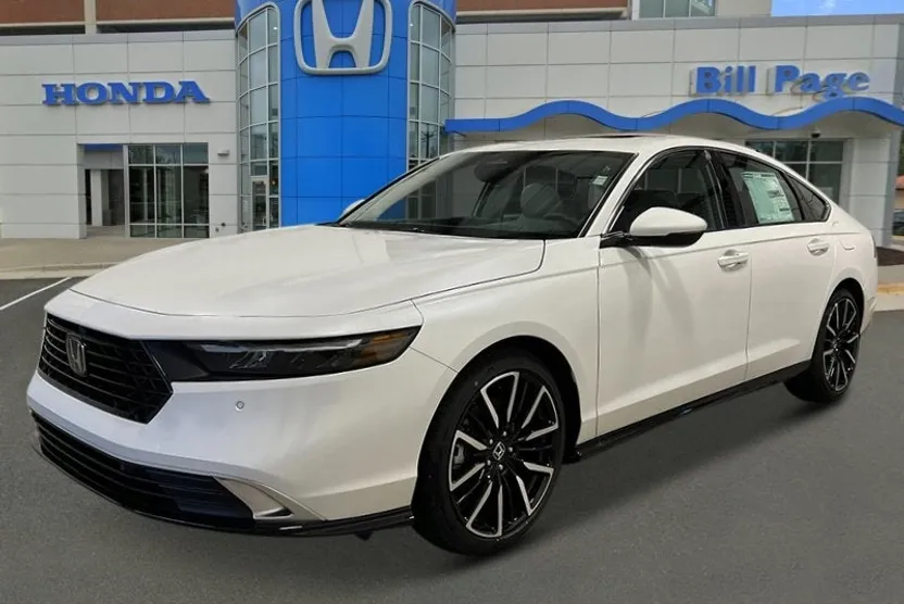 2025 Honda Accord Hybrid Touring photo 1