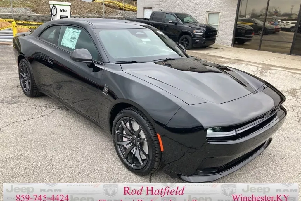 2024 Dodge Charger Daytona Scat Pack AWD photo 1