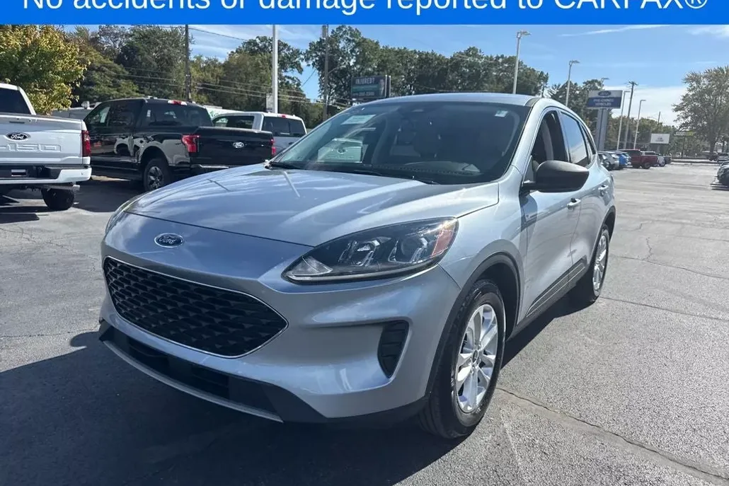 2022 Ford Escape SE photo 1