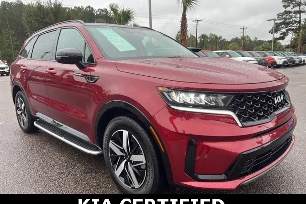 2023 Kia Sorento S photo 1