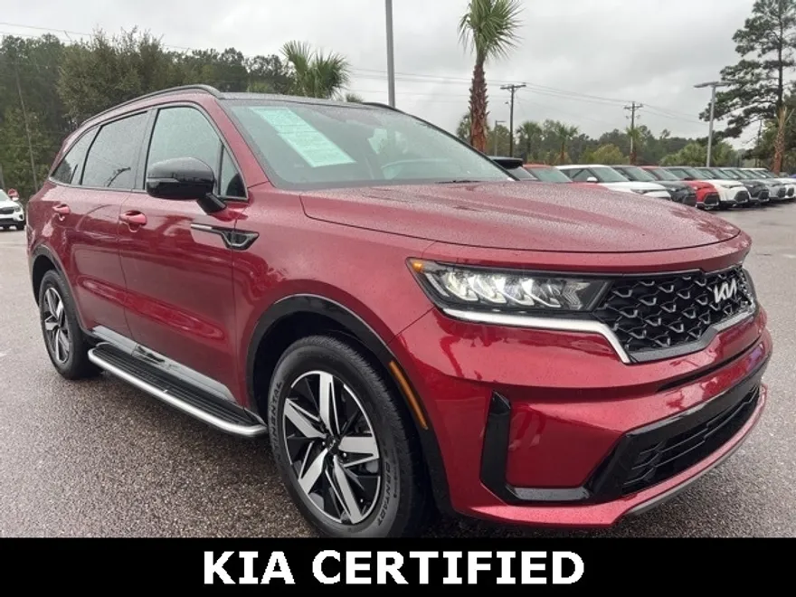 2023 Kia Sorento S photo 1