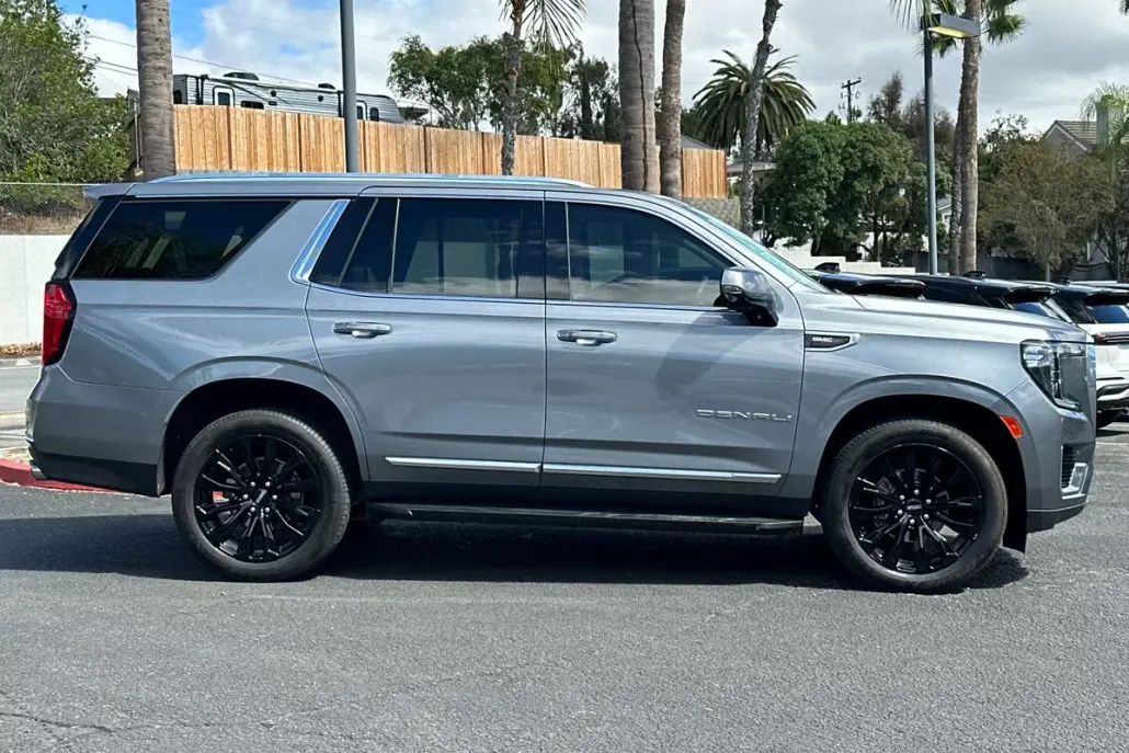 2021 Gmc Yukon Denali photo 1