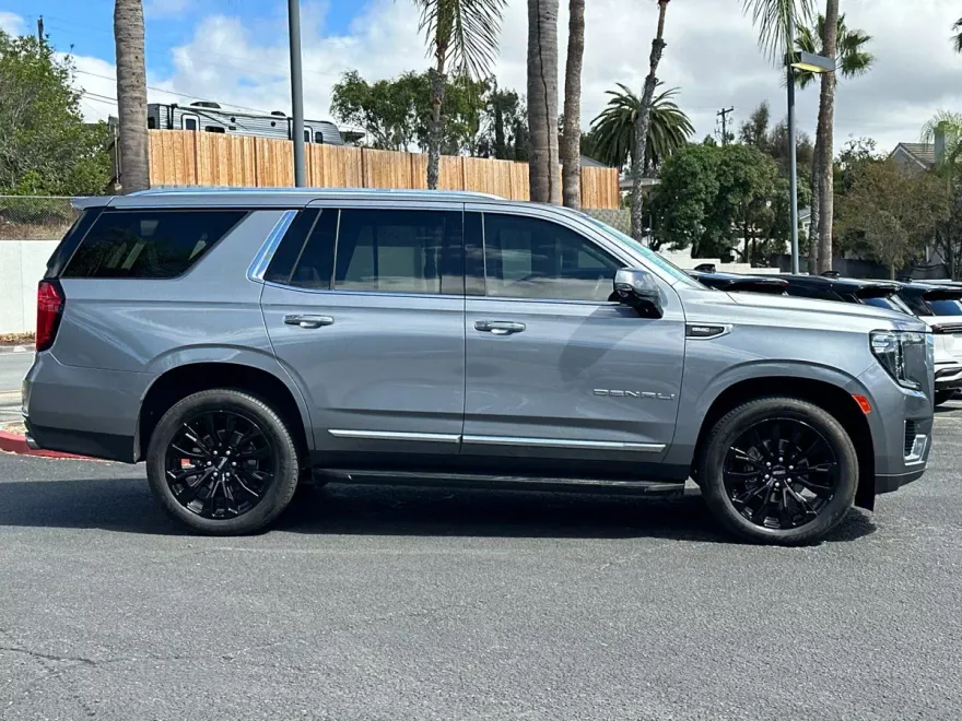 2021 Gmc Yukon Denali photo 1