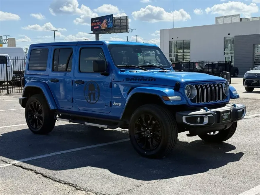 2024 Jeep Wrangler 4xe Sahara photo 1