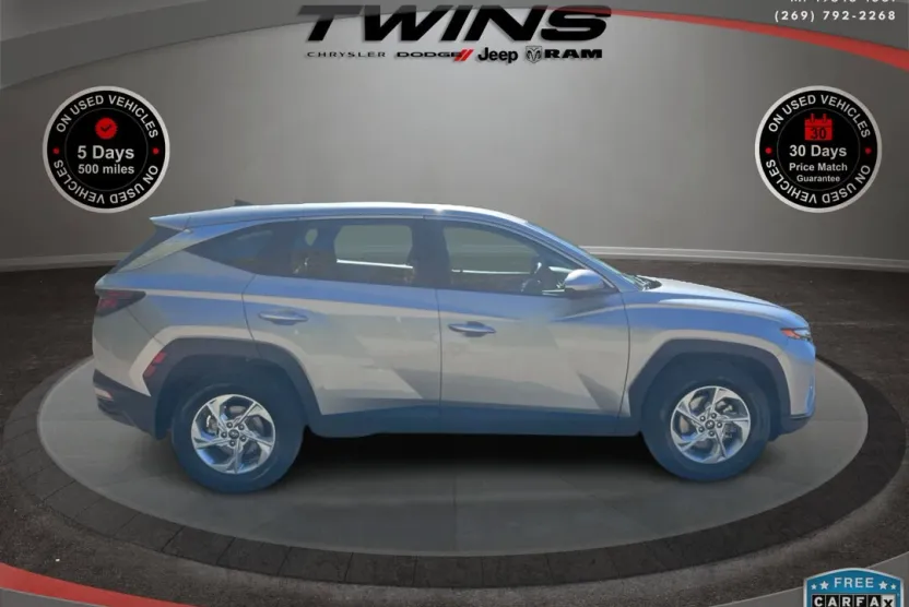 2023 Hyundai Tucson SE photo 1