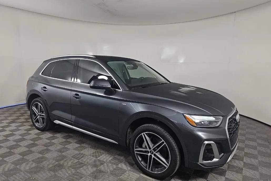 2025 Audi Q5 2.0T Premium Plus S line photo 1