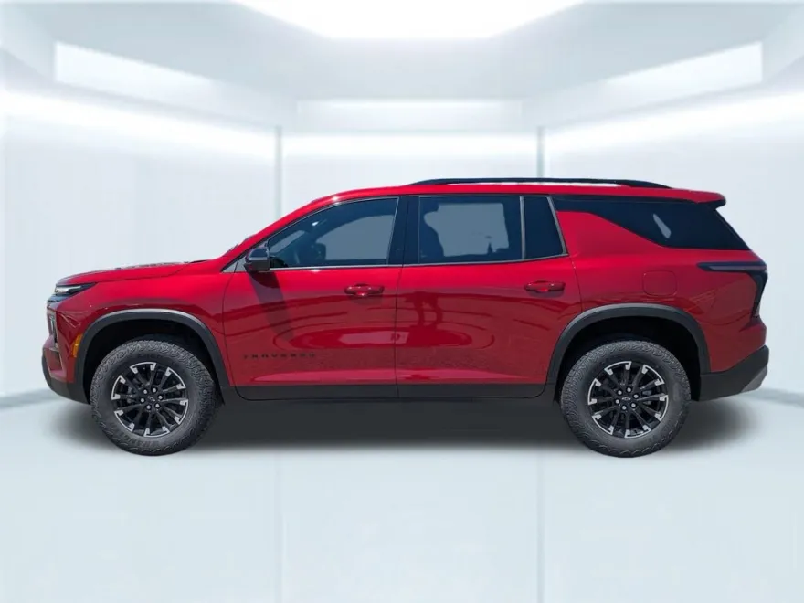 2026 Chevrolet Traverse Z71 photo 1