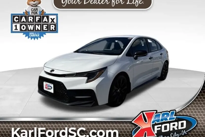 2022 Toyota Corolla SE photo 1
