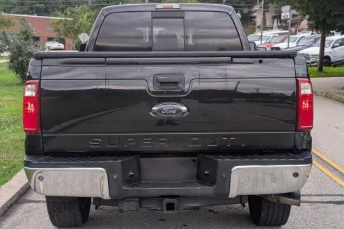 2014 Ford F-250 Lariat photo 2