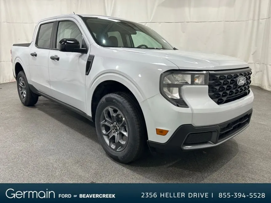 2025 Ford Maverick XLT photo 1