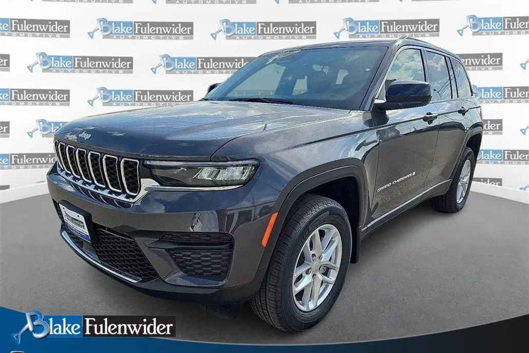 2025 Jeep Grand Cherokee Laredo X photo 1