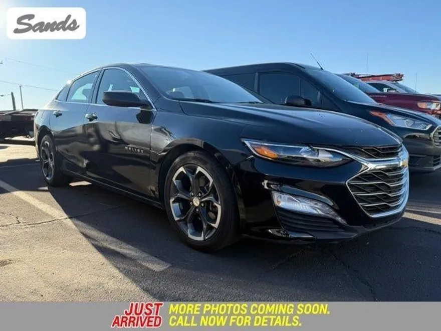 2024 Chevrolet Malibu 1LT photo 1