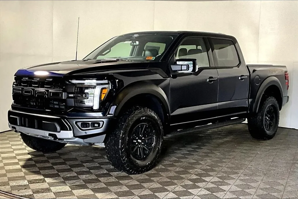 2025 Ford F-150 Raptor photo 1
