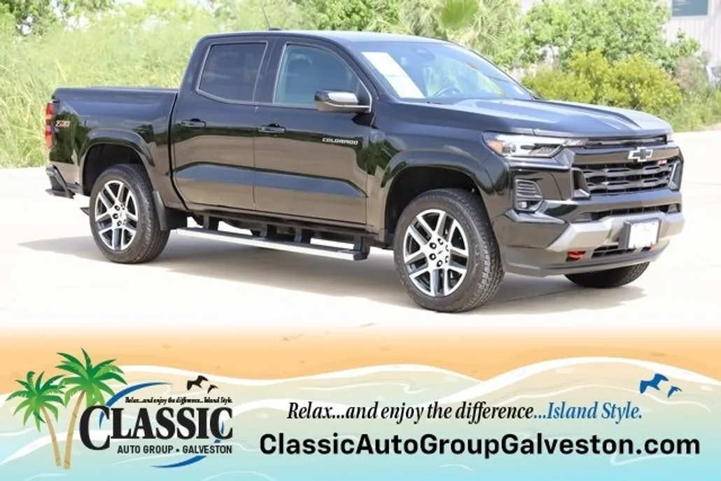 2024 Chevrolet Colorado Z71 photo 1