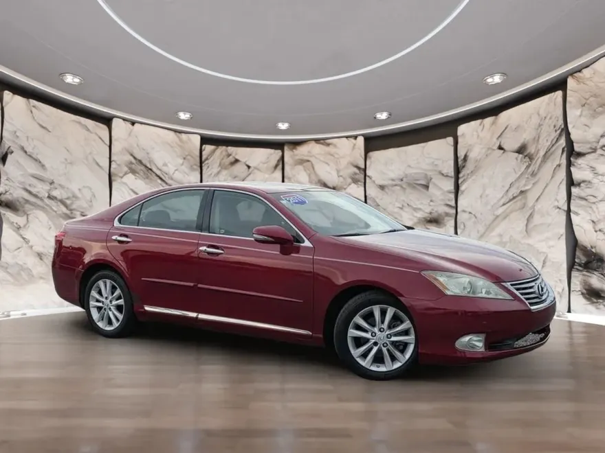 2011 Lexus ES 350 photo 1