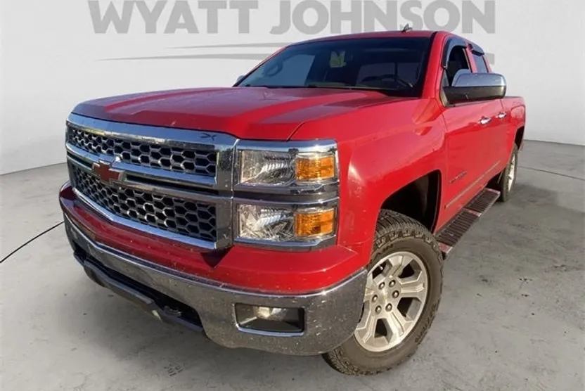 2014 Chevrolet Silverado LT photo 1