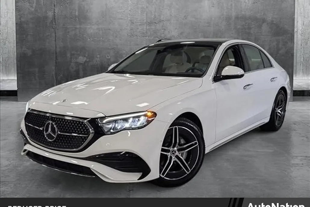2024 Mercedes Benz E 350 4MATIC Sedan photo 1