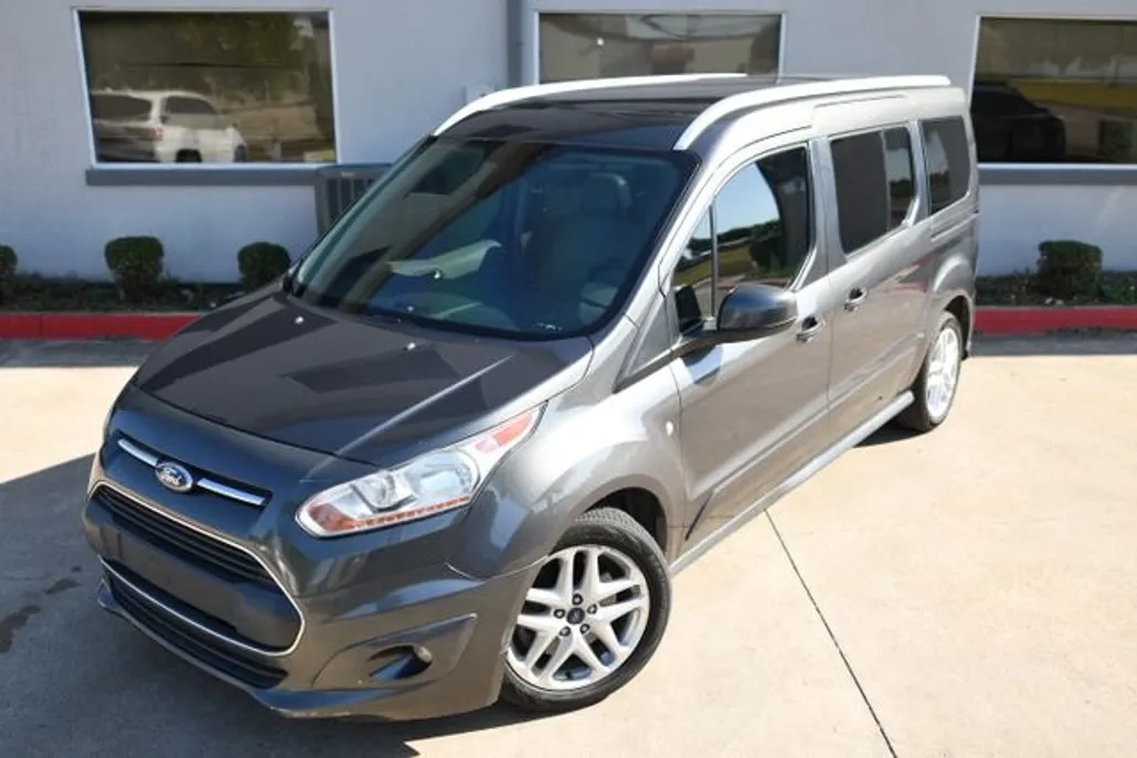 2016 Ford Transit Connect Titanium photo 1