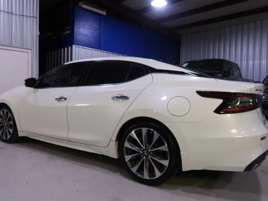 2019 Nissan Maxima Platinum photo 1