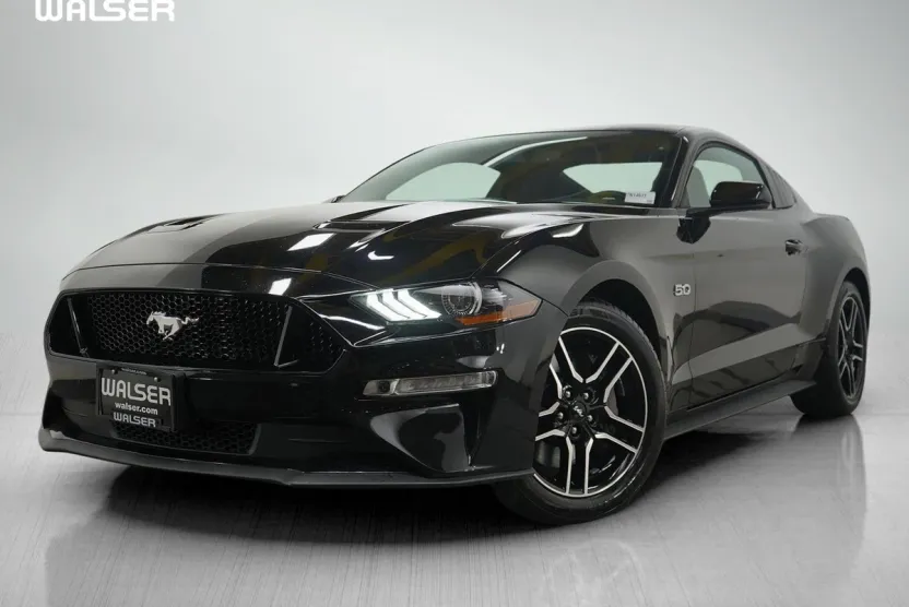 2020 Ford Mustang GT photo 1