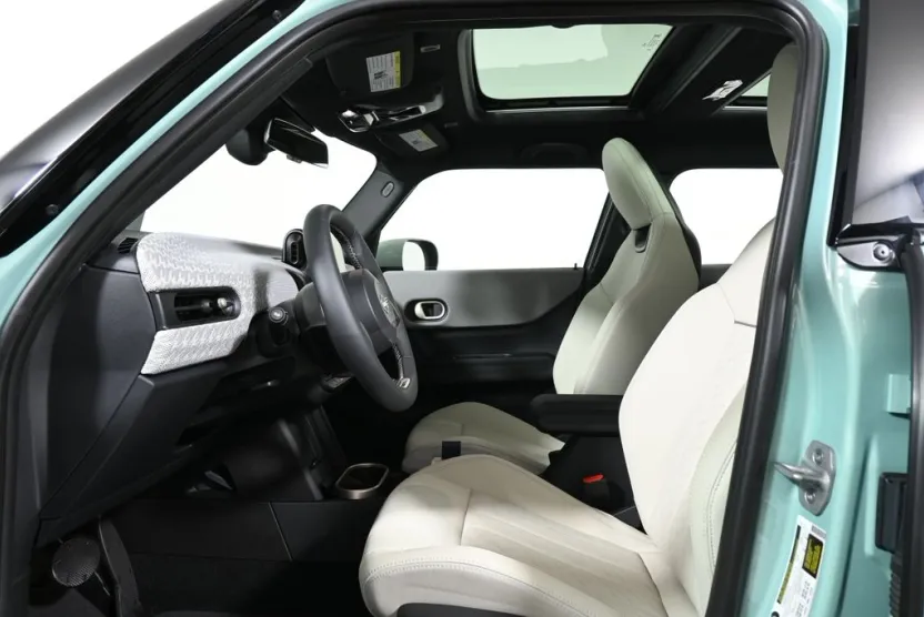 2026 Mini Cooper 4 Door Hardtop Signature photo 1