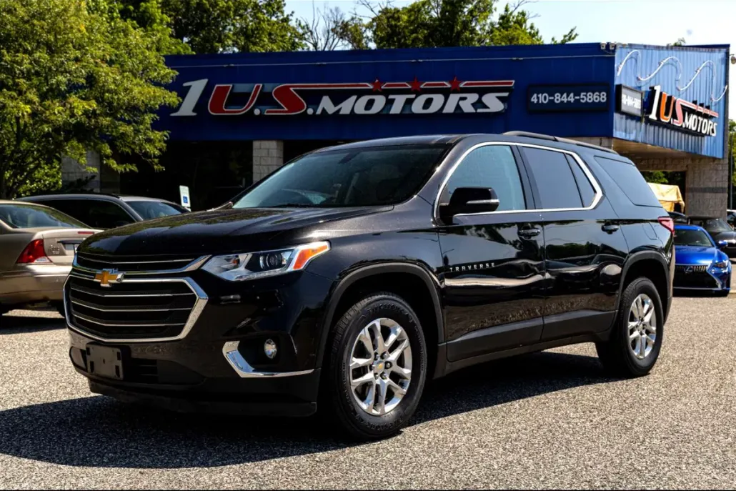 2021 Chevrolet Traverse Leather photo 1