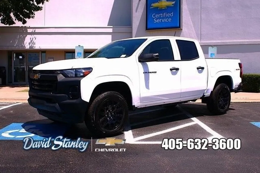 2026 Chevrolet Colorado Work Truck photo 1