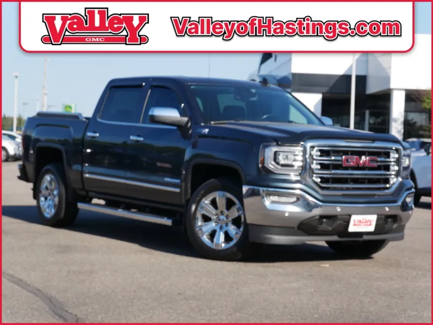 2017 Gmc Sierra 1500 SLT photo 1