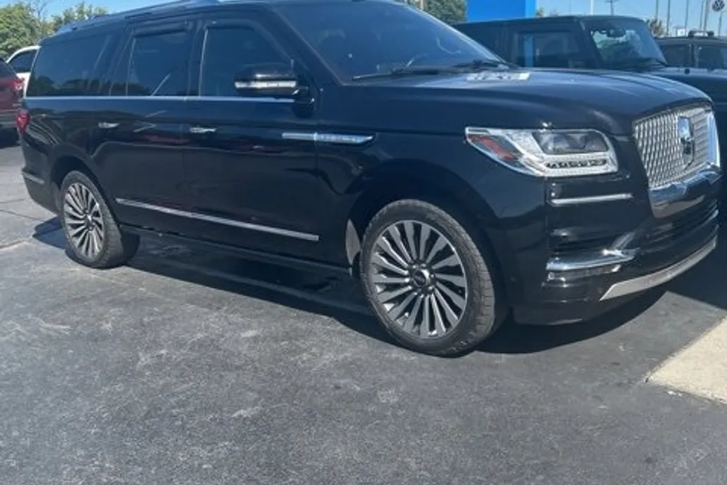 2019 Lincoln Navigator L Reserve photo 1