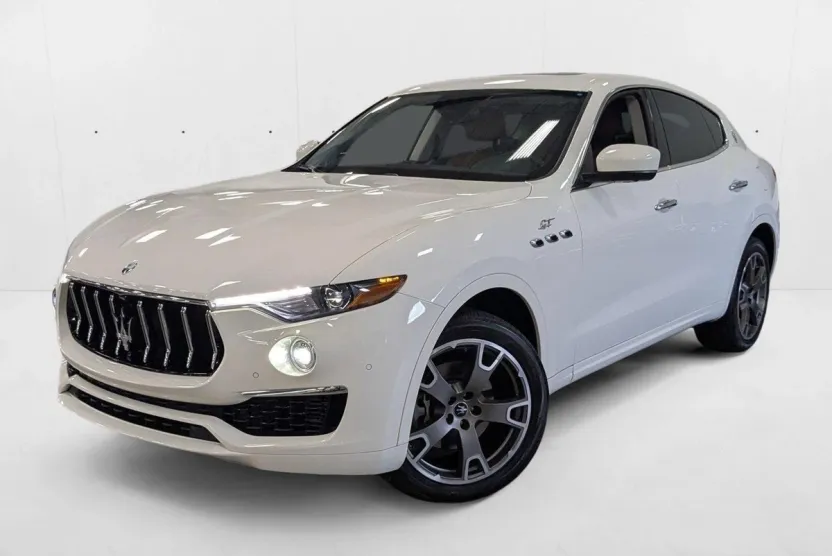 2022 Maserati Levante GT photo 1