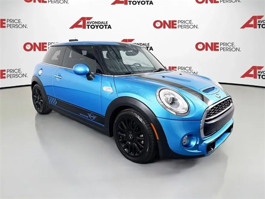2018 Mini Cooper 2 Door Hardtop S photo 1