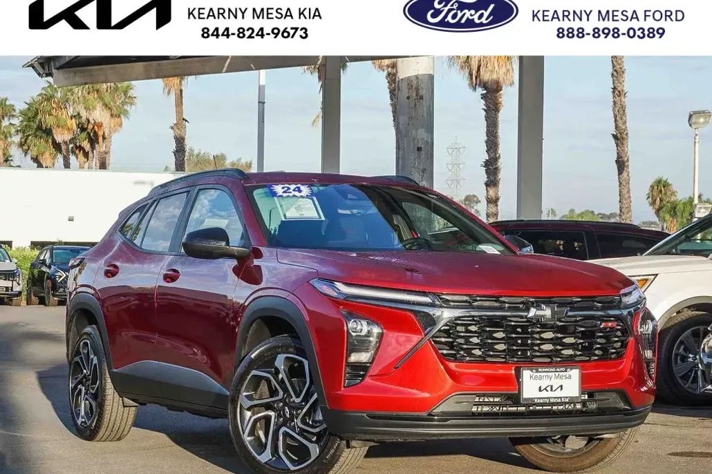 2024 Chevrolet Trax photo 1