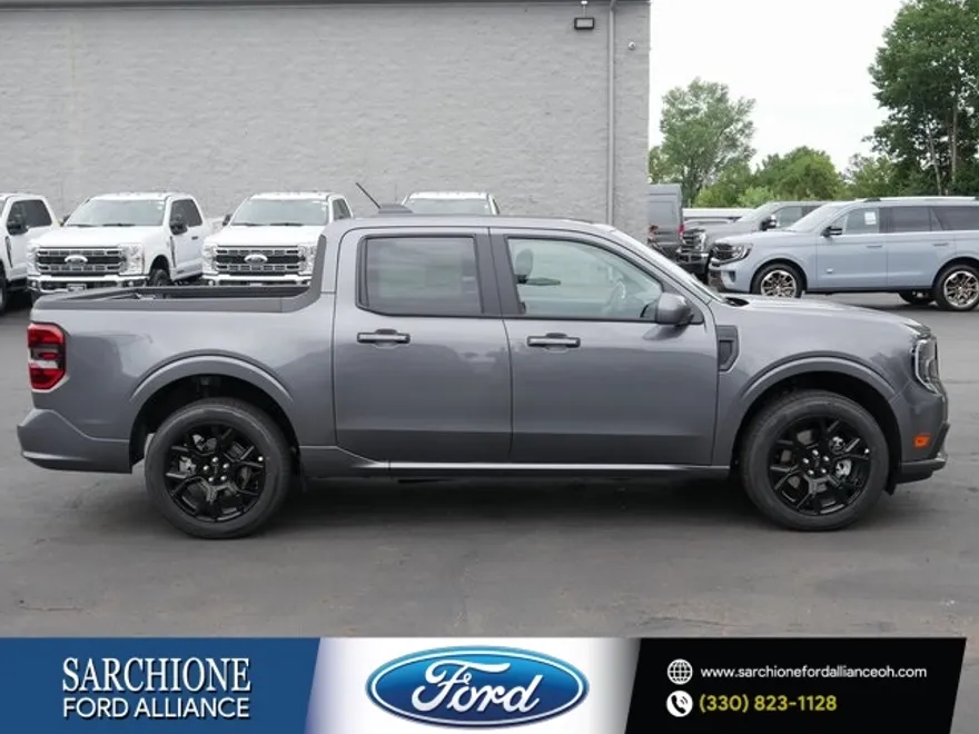 2025 Ford Maverick photo 1