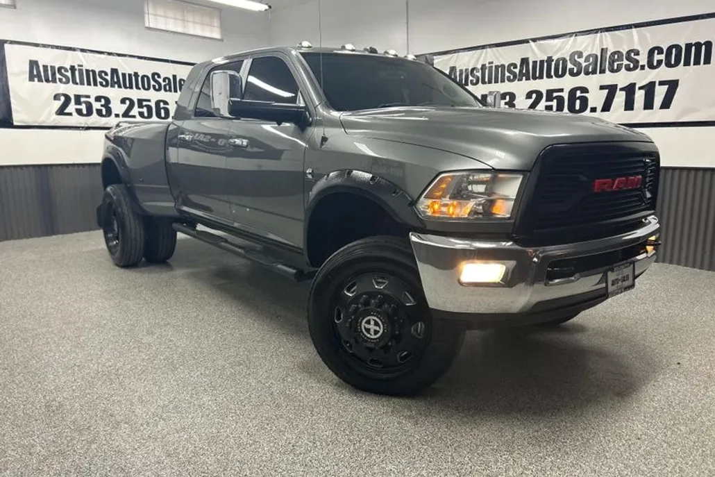 2010 Dodge Ram 3500 Laramie photo 1