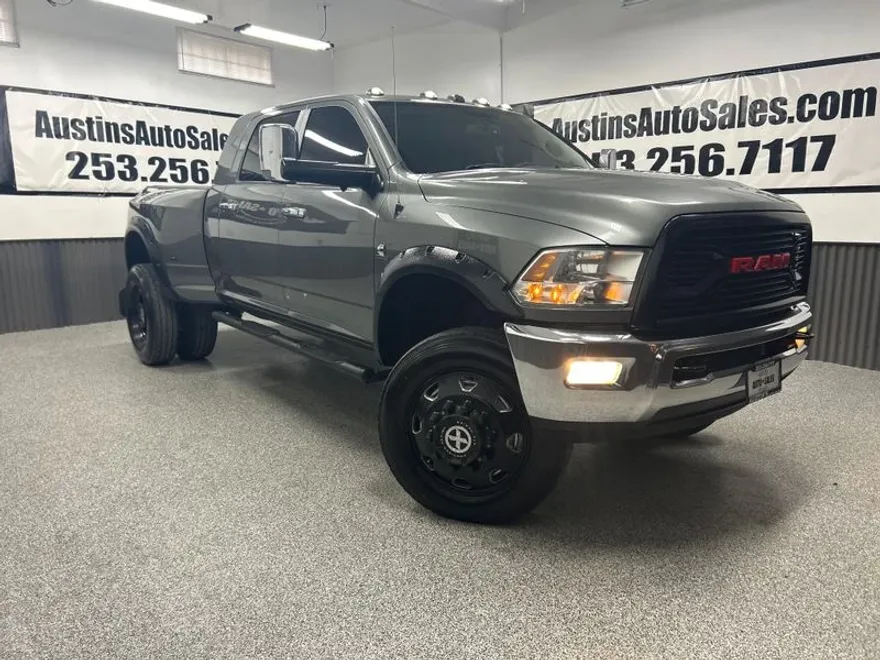 2010 Dodge Ram 3500 Laramie photo 1