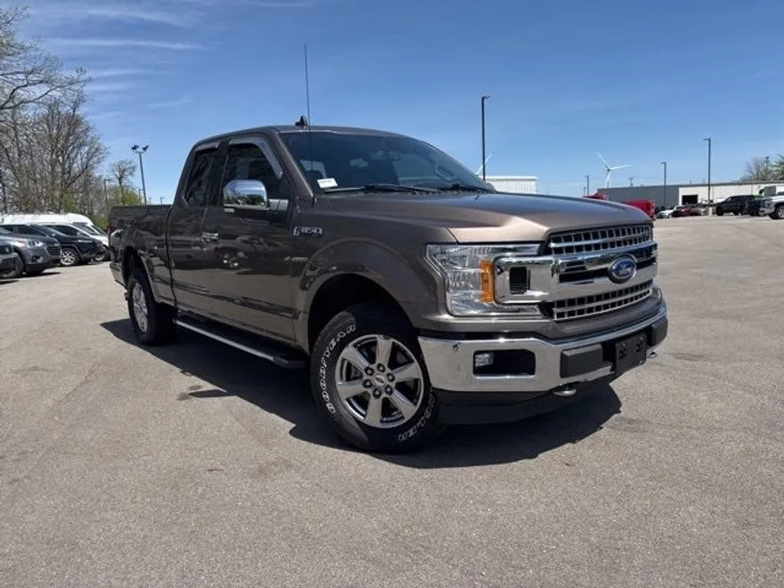 2019 Ford F-150 XLT photo 1