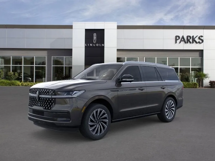 2025 Lincoln Navigator Black Label photo 1