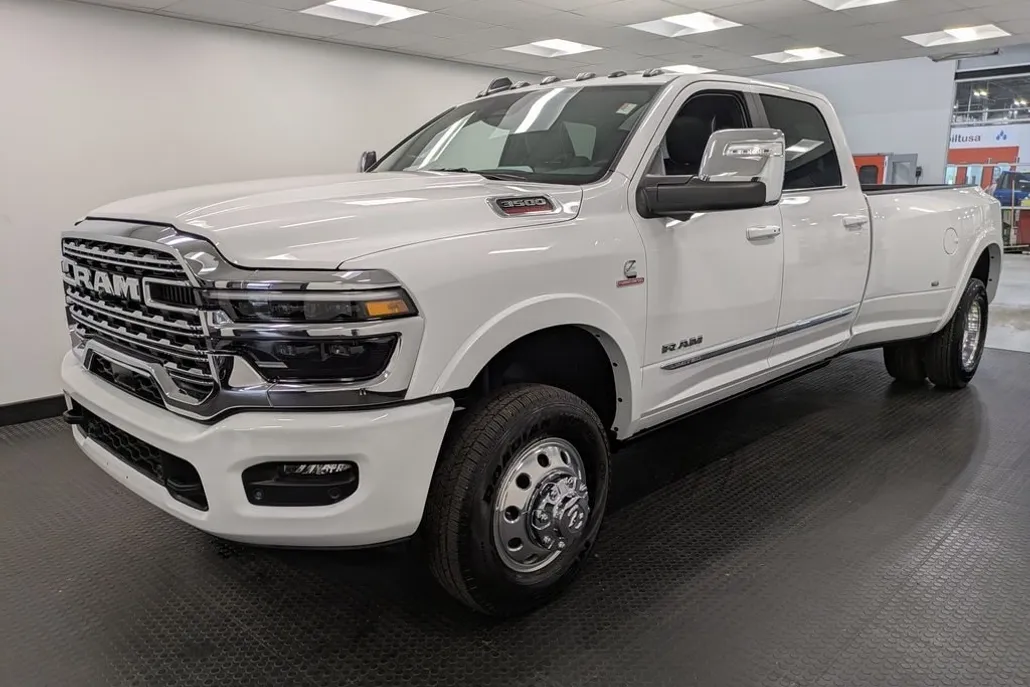 2025 Ram 3500 Limited photo 1
