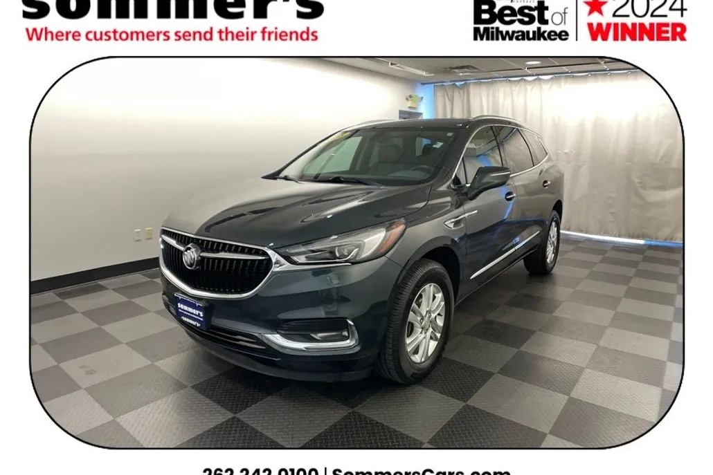 2018 Buick Enclave Essence photo 1